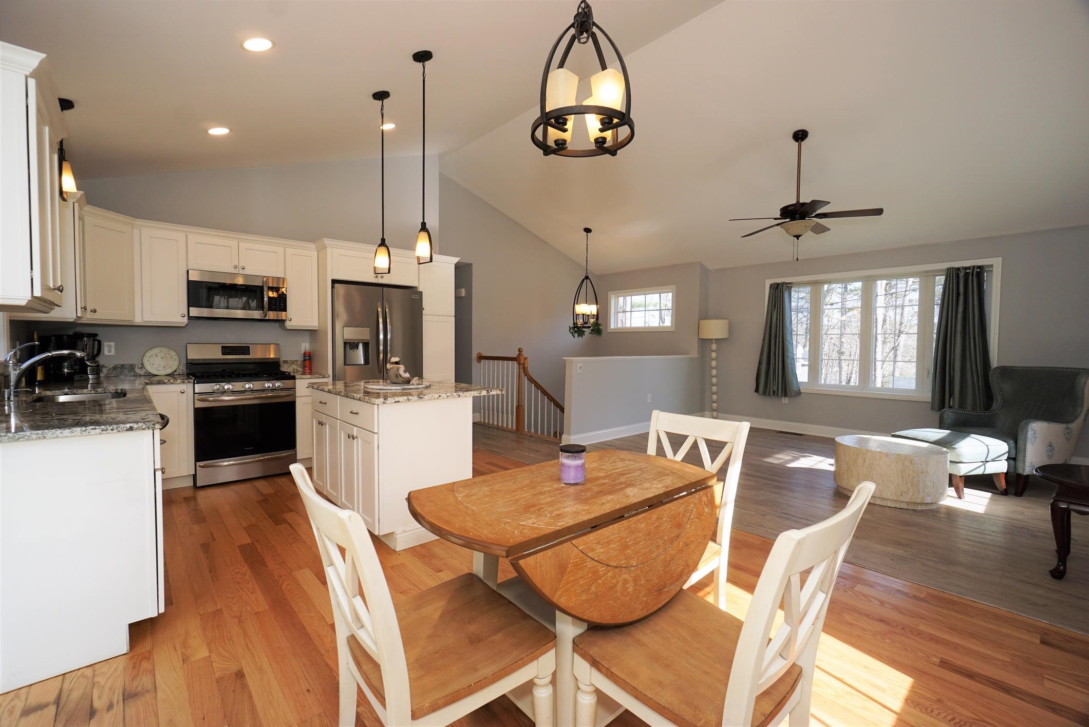 27 3rd Street Windham, NH 03087 - Photo 10 of 22