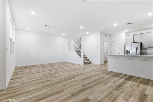 $2,550 | 111 Cinder Cone Lane, Las Vegas, NV 89138