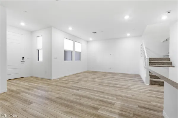 $2,550 | 111 Cinder Cone Lane, Las Vegas, NV 89138