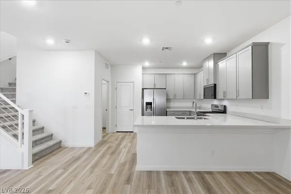 $2,550 | 111 Cinder Cone Lane, Las Vegas, NV 89138