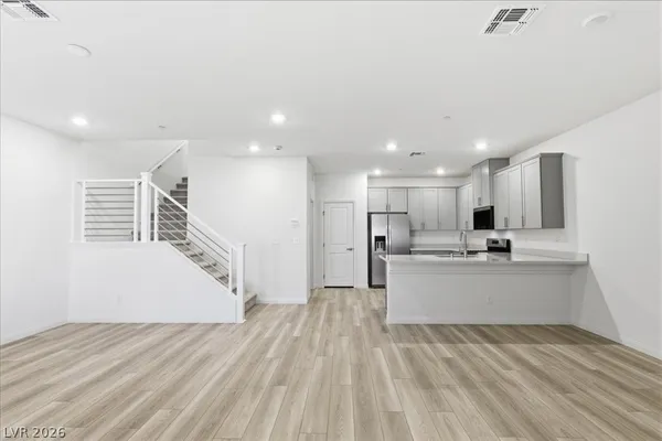 $2,550 | 111 Cinder Cone Lane, Las Vegas, NV 89138