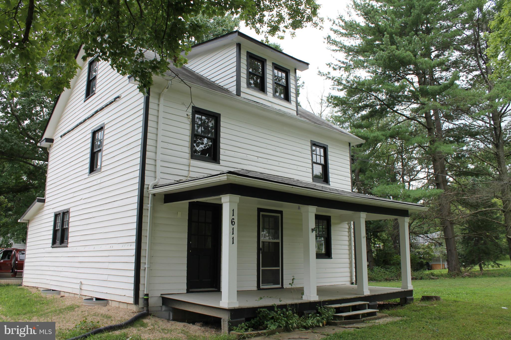 Exterior (Front)