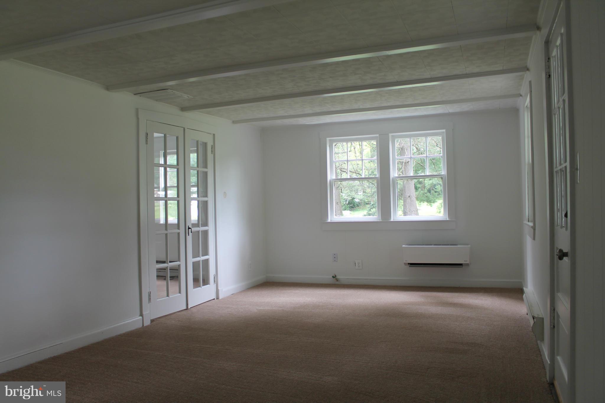 1611 Ednor Road Silver Spring, MD 20905 - Photo 5 of 8 Family Room