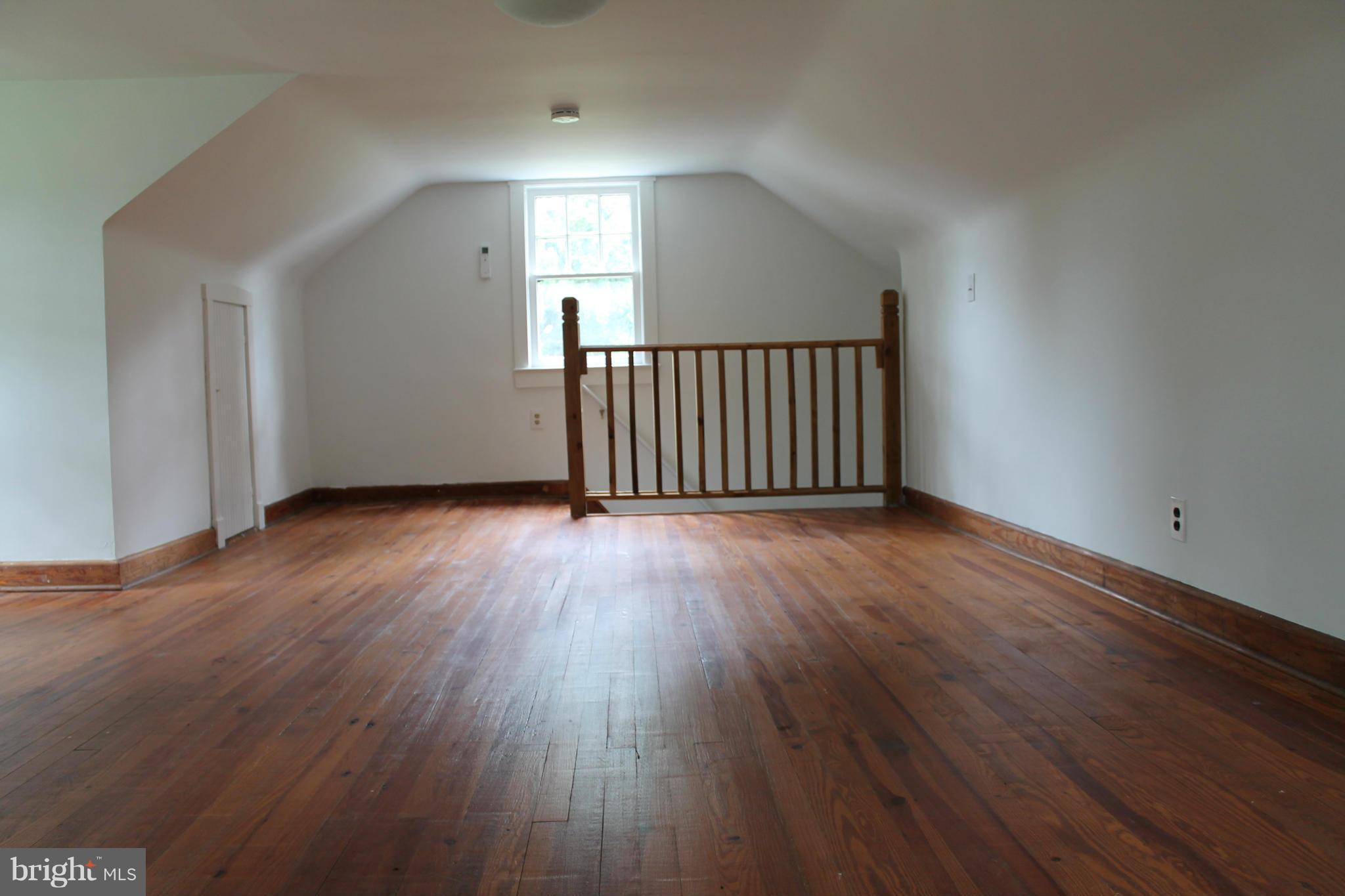 1611 Ednor Road Silver Spring, MD 20905 - Photo 7 of 8 Bedroom