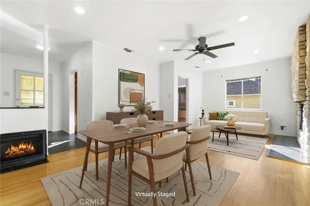 a view of a livingroom and dining room