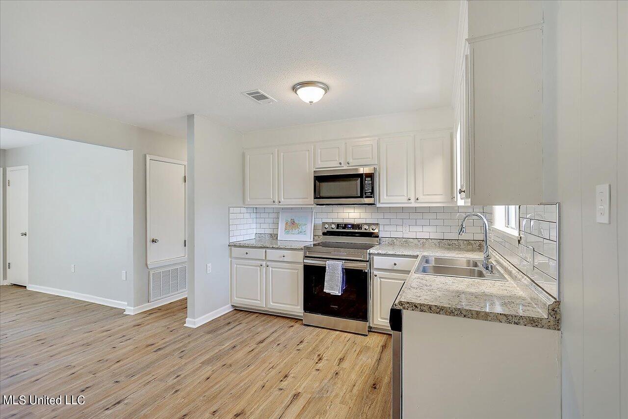 318 Martin Road Brandon, MS 39042 - Photo 11 of 29 11-318 Martin Rd
