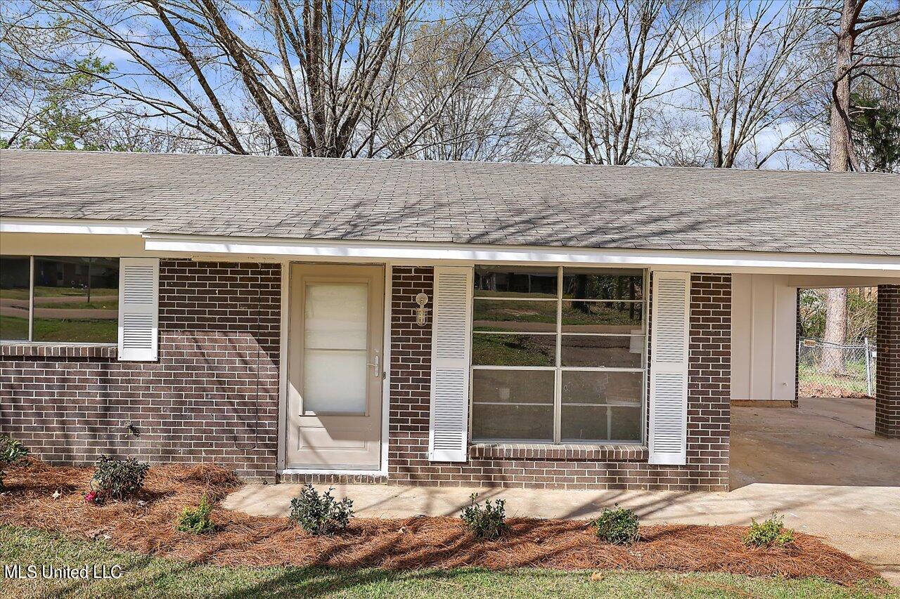 318 Martin Road Brandon, MS 39042 - Photo 4 of 29 04-318 Martin Rd