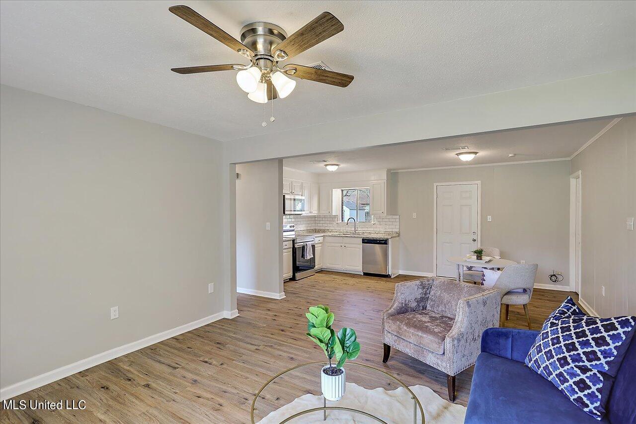 318 Martin Road Brandon, MS 39042 - Photo 9 of 29 09-318 Martin Rd