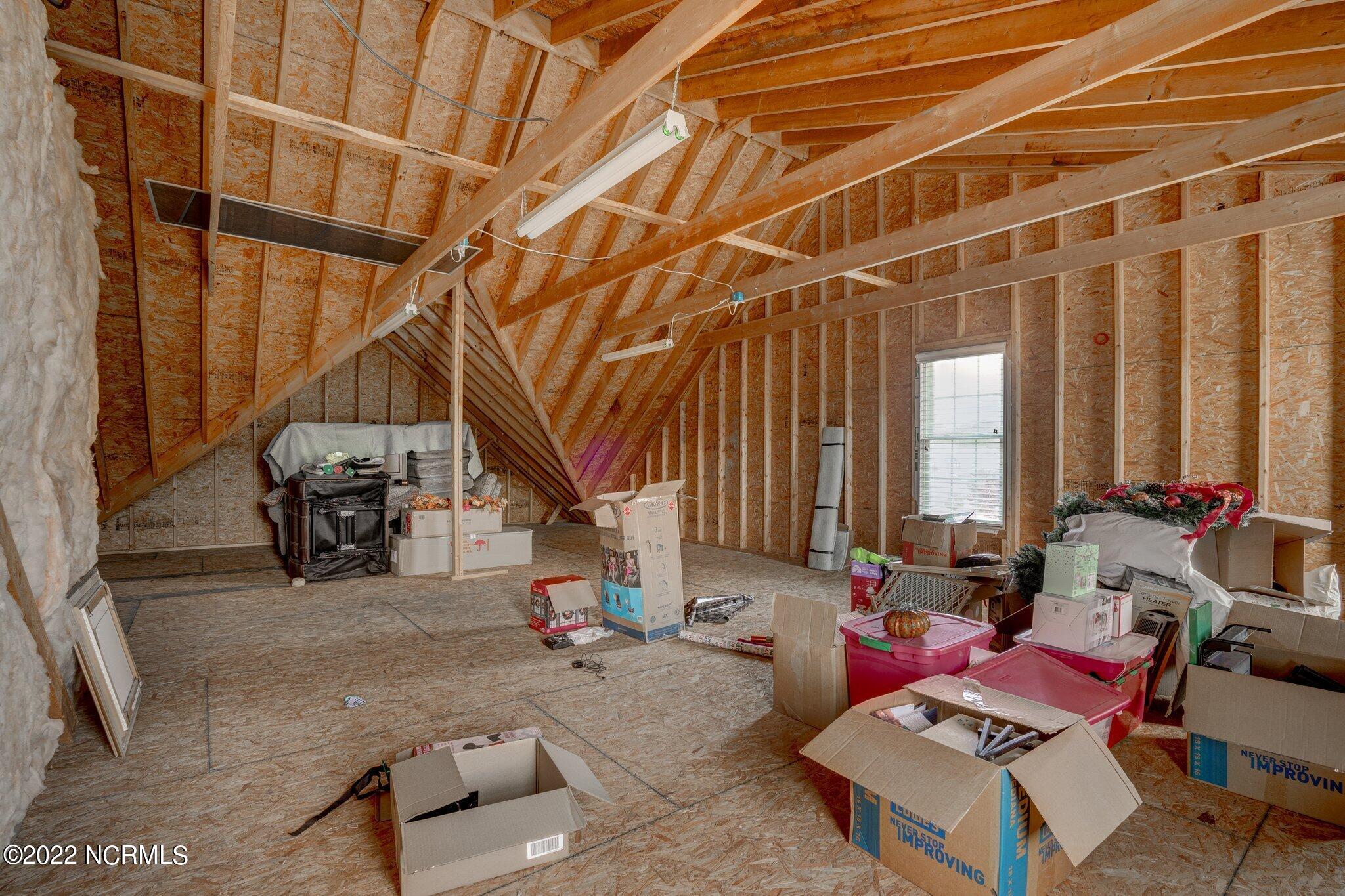 1045 Oak Grove Road Rocky Mount, NC 27804 - Photo 30 of 32 Tons of Expandable space