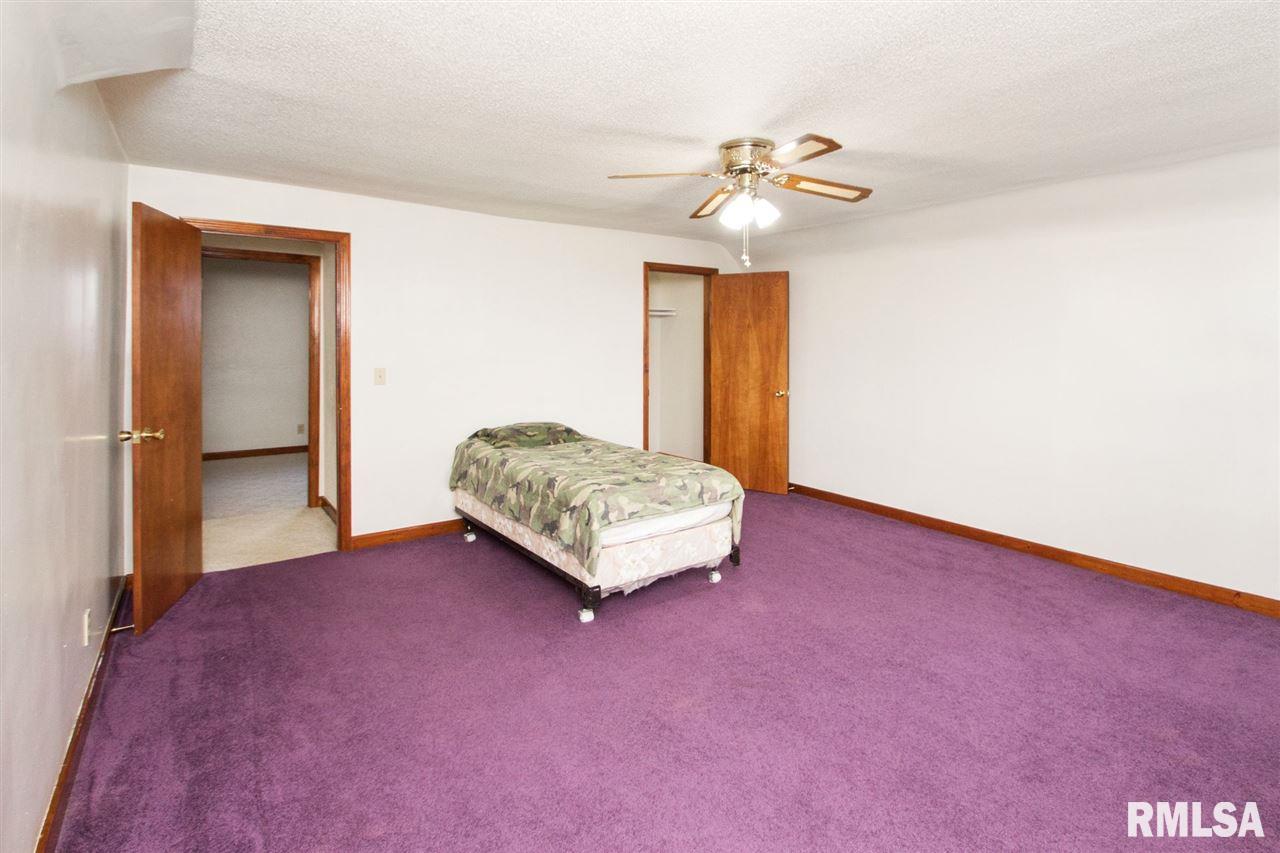 4196 150th Street Clinton, IA 52732 - Photo 12 of 16 Gallery Image 12