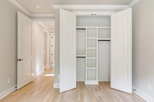 $954,900 | 4122 Affiant Way, Culleoka, TN 38451