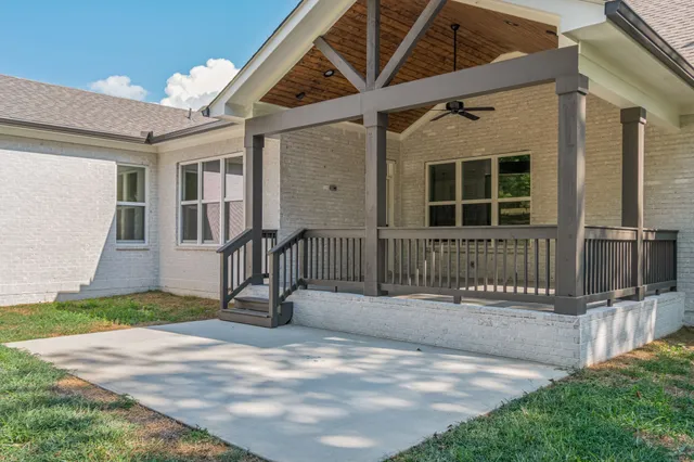 $954,900 | 4122 Affiant Way, Culleoka, TN 38451