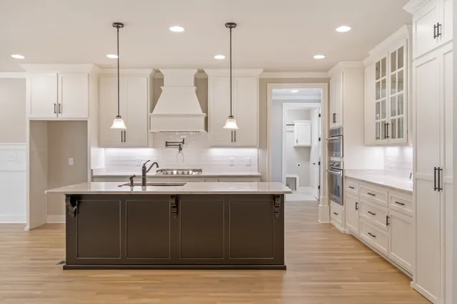 $954,900 | 4122 Affiant Way, Culleoka, TN 38451