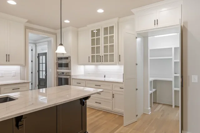 $954,900 | 4122 Affiant Way, Culleoka, TN 38451