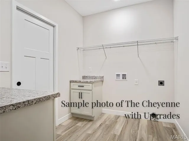 $440,990 | 330 Jenny Court, Waterloo, IL 62298