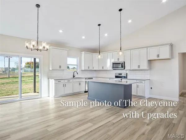 $440,990 | 330 Jenny Court, Waterloo, IL 62298