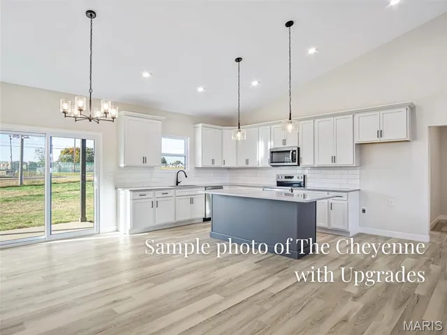 $440,990 | 330 Jenny Court, Waterloo, IL 62298