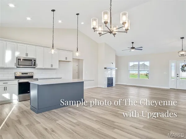 $440,990 | 330 Jenny Court, Waterloo, IL 62298