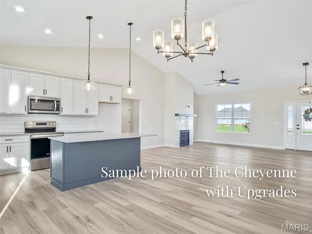 $440,990 | 330 Jenny Court, Waterloo, IL 62298