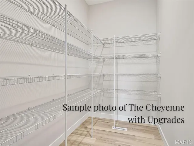 $440,990 | 330 Jenny Court, Waterloo, IL 62298