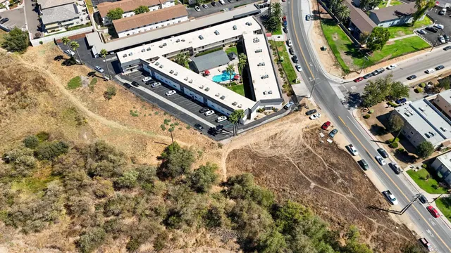 a view of an outdoor space