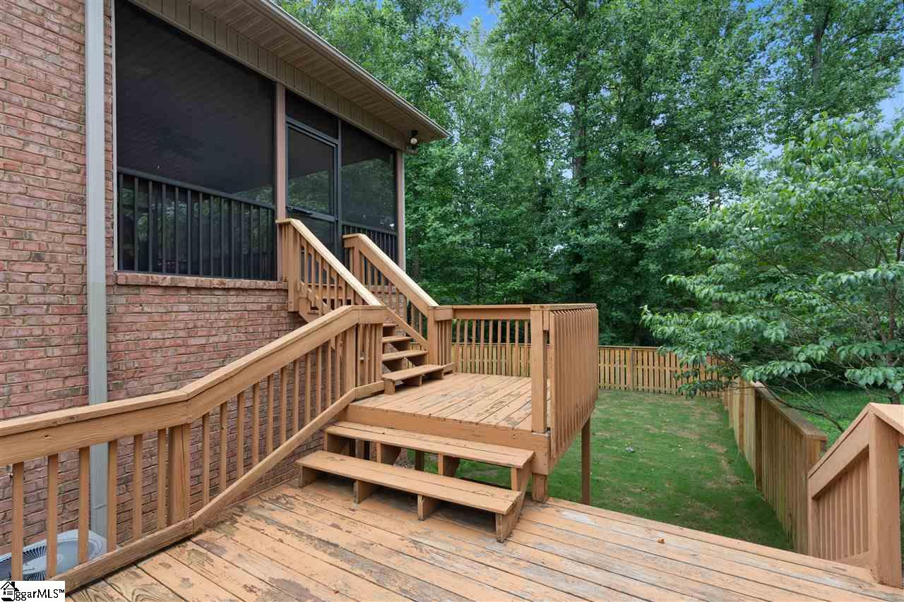 517 Foxcroft Road Greenville, SC 29615 - Photo 7 of 32 Gallery Image 7