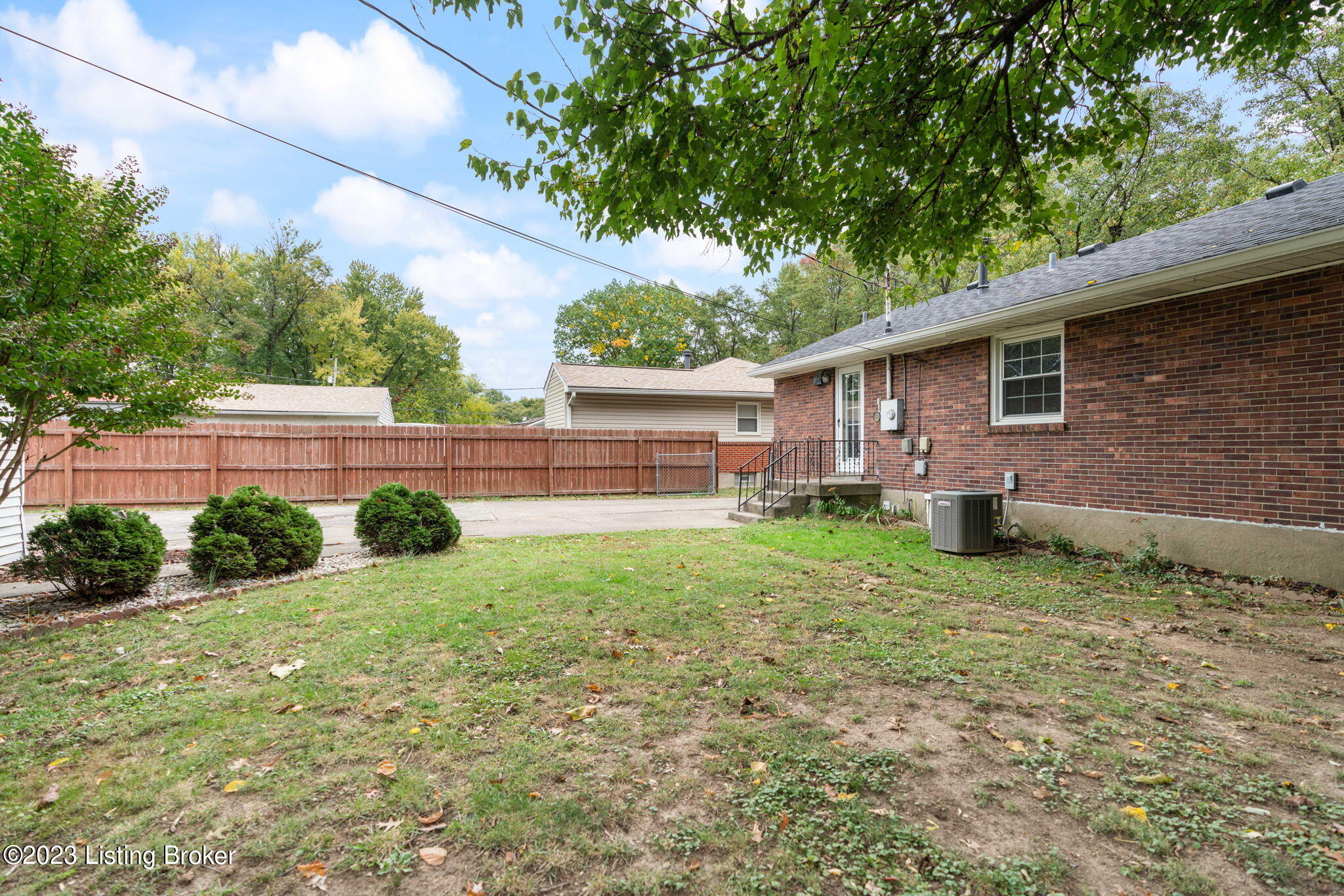 2806 Rio Rita Avenue Louisville, KY 40220 - Photo 23 of 29 2806 Rio Rita Ave-11