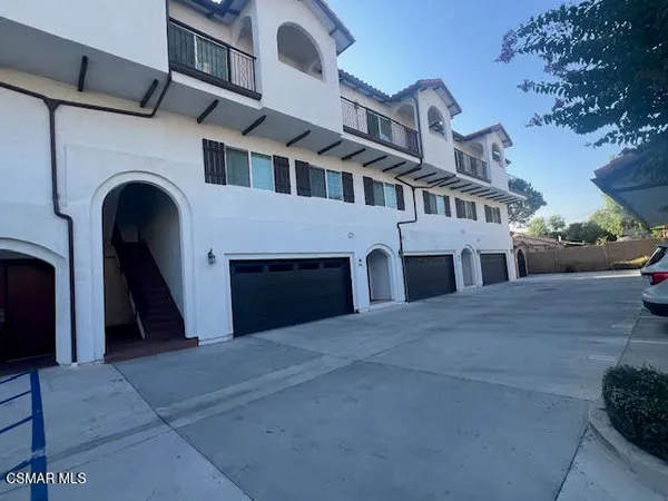 $380,448 | 1755 Heywood Street, Unit 203, Simi Valley, CA 93065