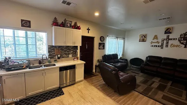 $380,448 | 1755 Heywood Street, Unit 203, Simi Valley, CA 93065