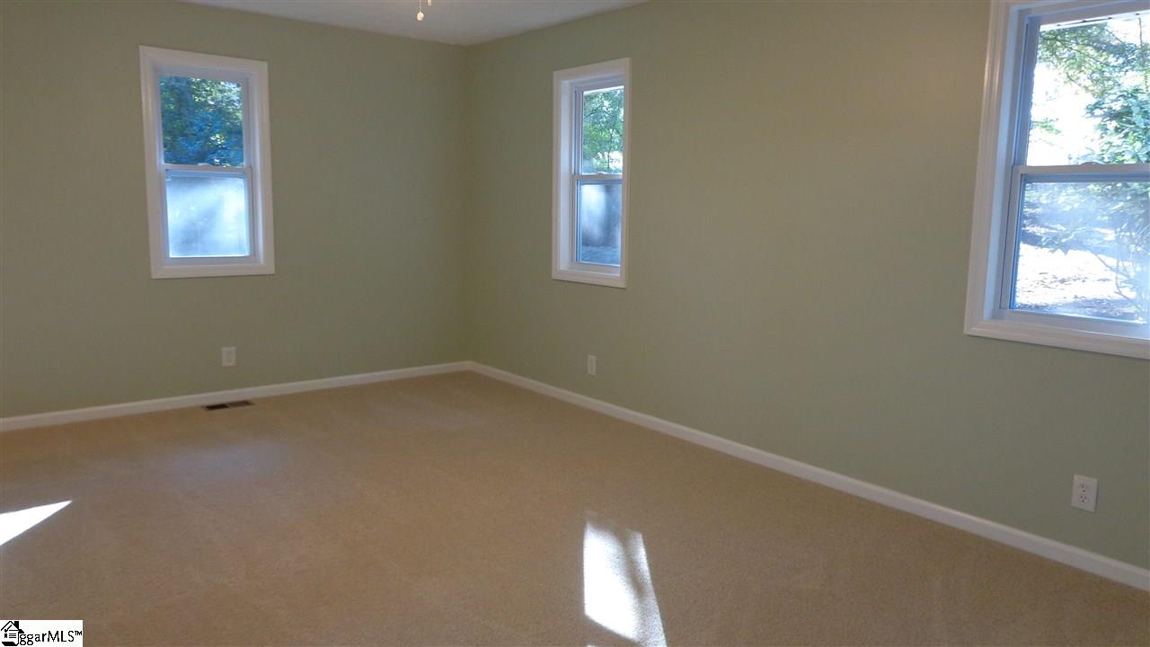 206 Riverside Drive Piedmont, SC 29673 - Photo 16 of 35 Gallery Image 16