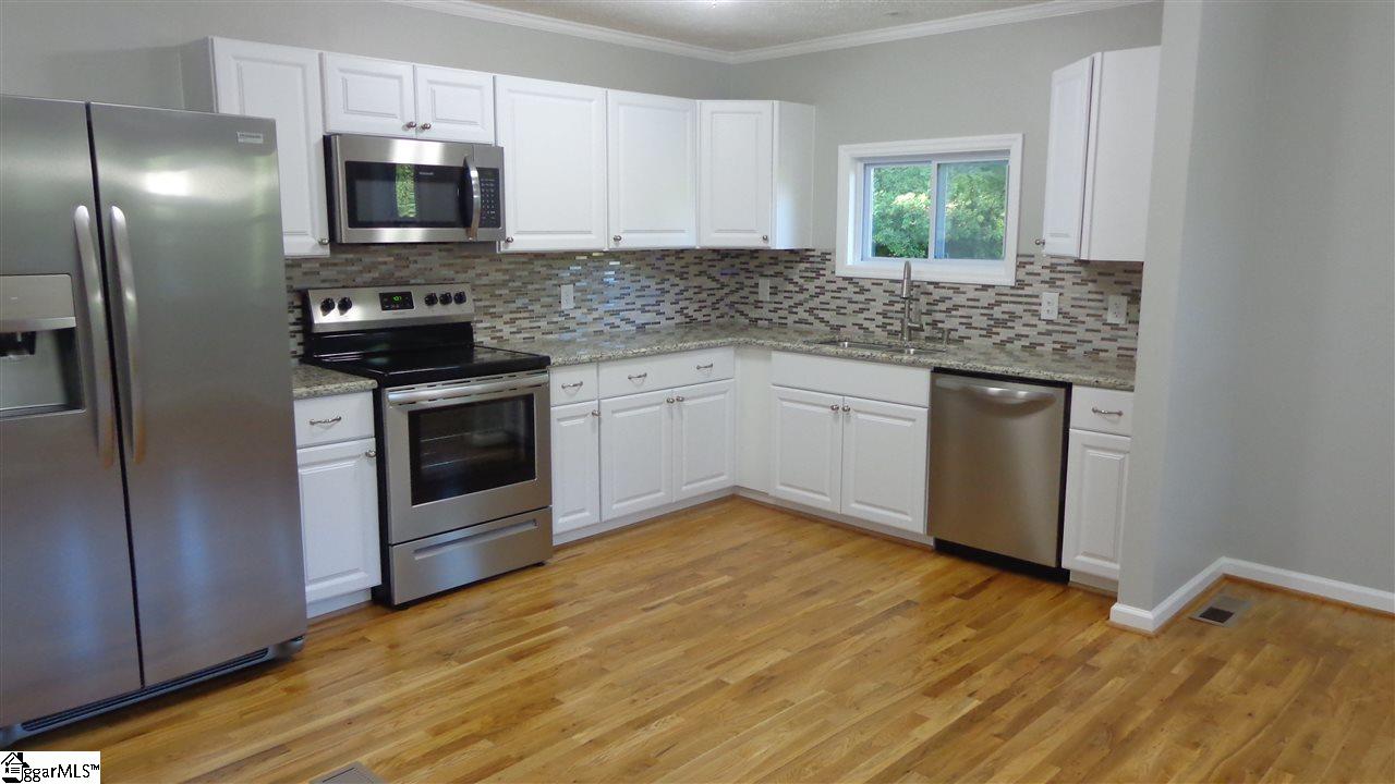 206 Riverside Drive Piedmont, SC 29673 - Photo 6 of 35 Gallery Image 6