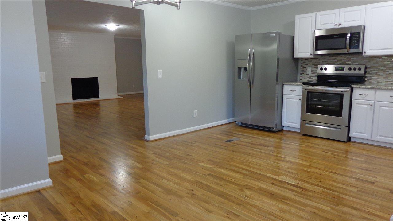 206 Riverside Drive Piedmont, SC 29673 - Photo 10 of 35 Gallery Image 10
