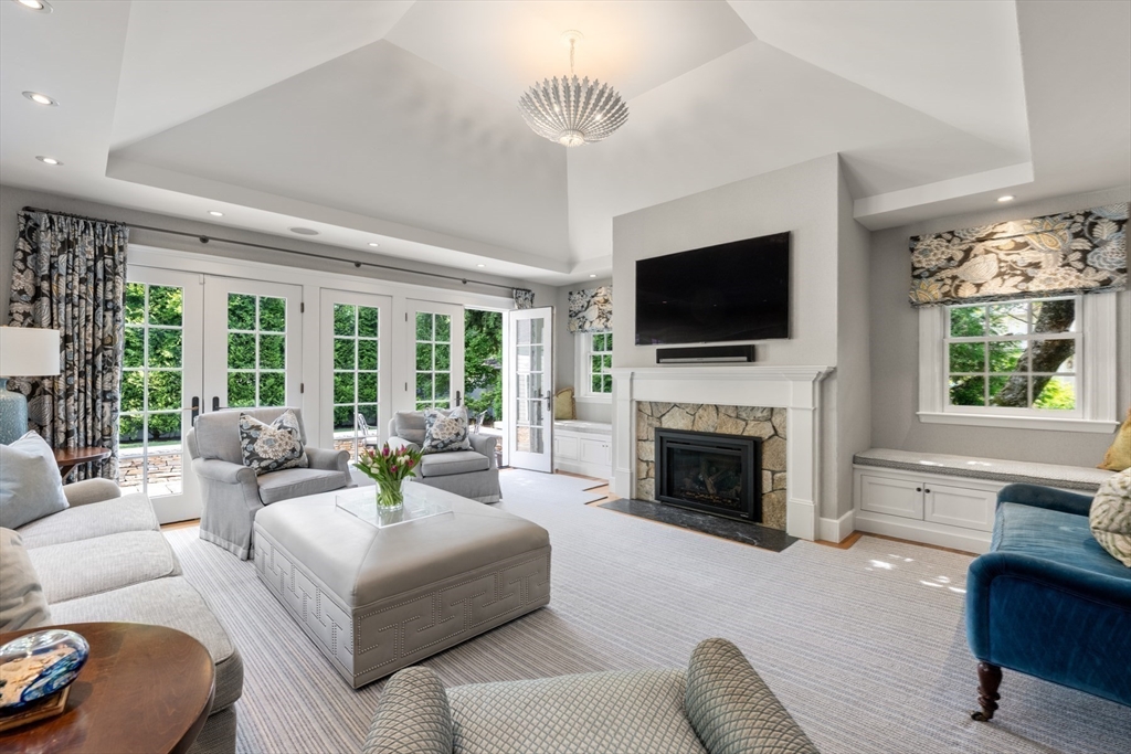 32 Arlington Road Wellesley, MA 02481 - Photo 19 of 42 Gallery Image 19