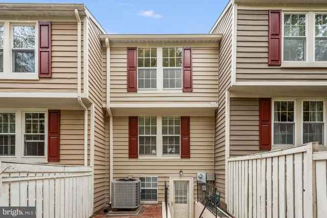 $3,000 | 1539 Woodcrest Drive, Reston, VA 20194