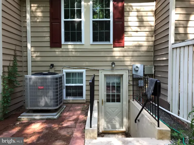 $3,000 | 1539 Woodcrest Drive, Reston, VA 20194