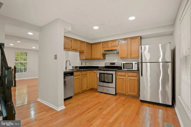 $3,000 | 1539 Woodcrest Drive, Reston, VA 20194