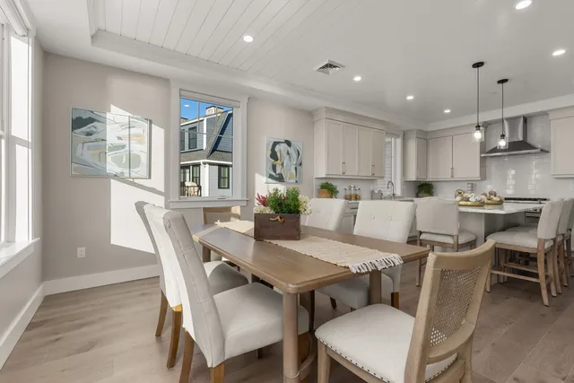 $2,555,555 | 33 Little Bay Drive, Dover, NH 03820