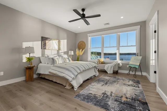 $2,555,555 | 33 Little Bay Drive, Dover, NH 03820