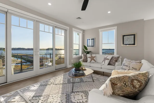 $2,555,555 | 33 Little Bay Drive, Dover, NH 03820