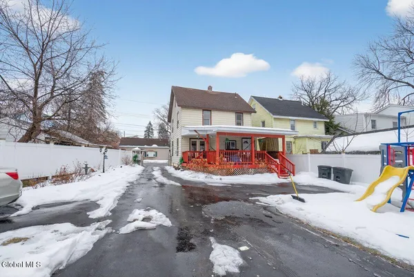 $263,000 | 15 Manchester Road, Schenectady, NY 12304