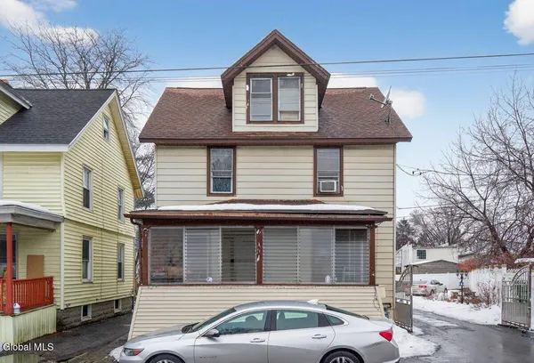 $263,000 | 15 Manchester Road, Schenectady, NY 12304