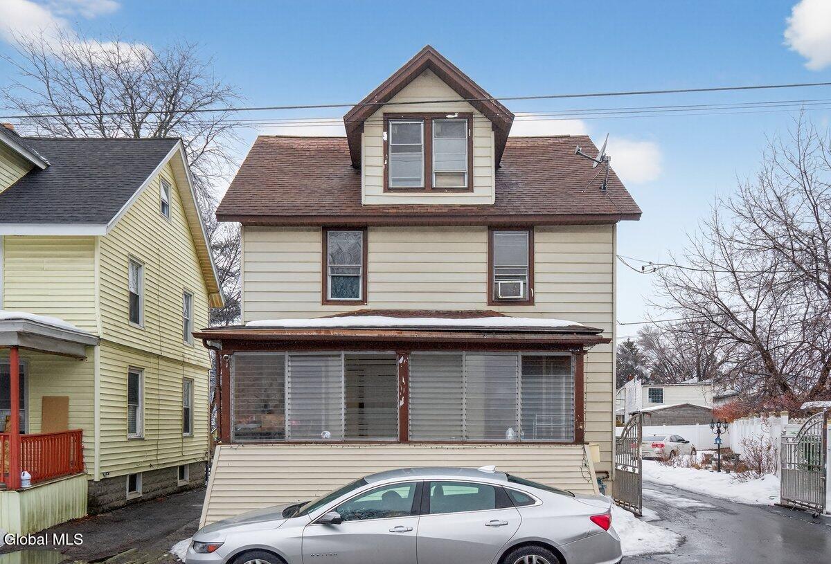 15 Manchester Road Schenectady, NY 12304 - Photo 2 of 23 15 Manchester Rd-22