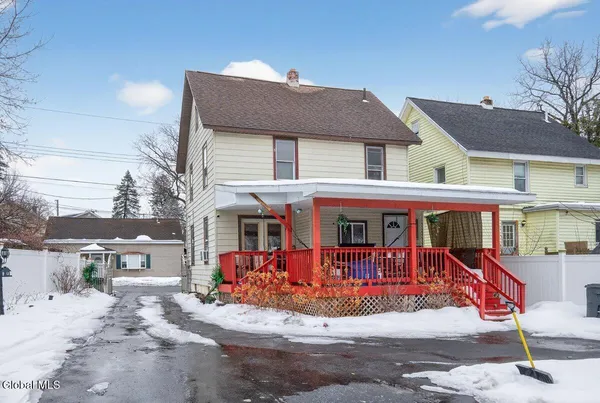 $263,000 | 15 Manchester Road, Schenectady, NY 12304