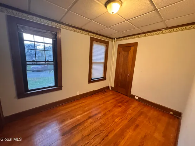 $2,100 | 405 Manning Boulevard, Unit 1, Albany, NY 12206