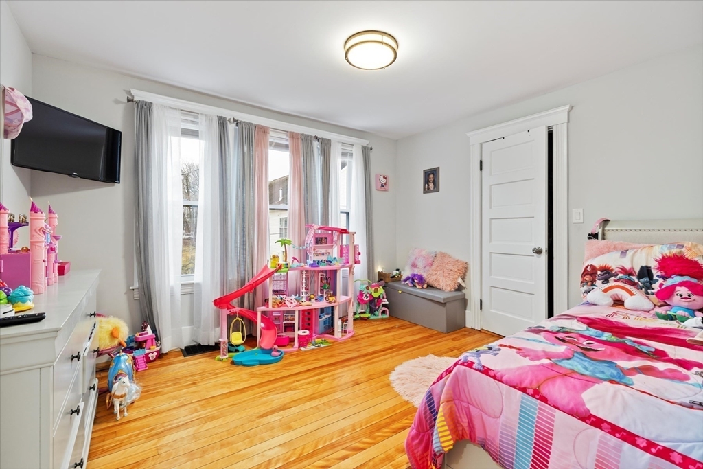 1 Ralph Avenue Worcester, MA 01604 - Photo 26 of 42