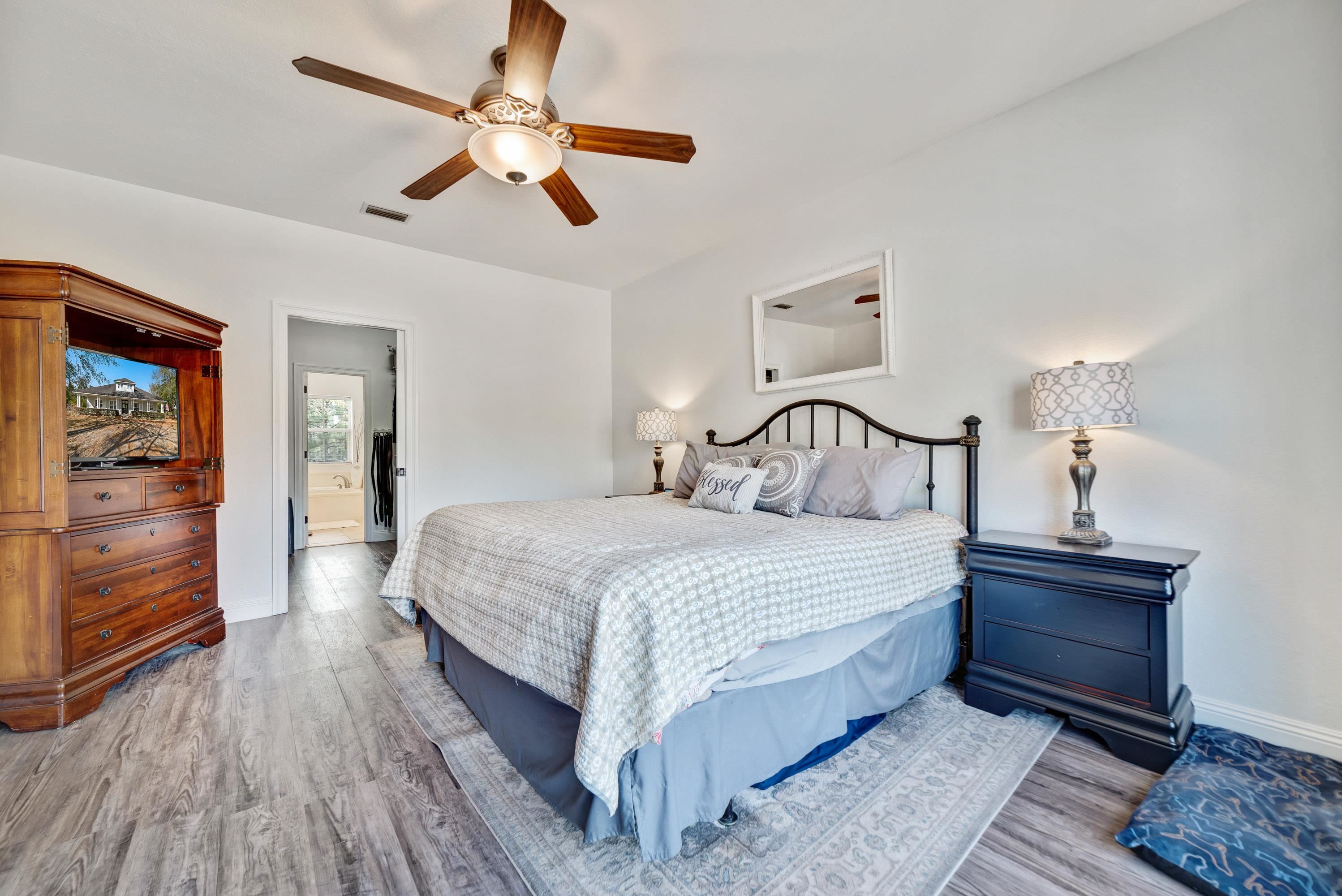 7875 Bromley Road Bay Minette, AL 36507 - Photo 20 of 39 Owners bedroom
