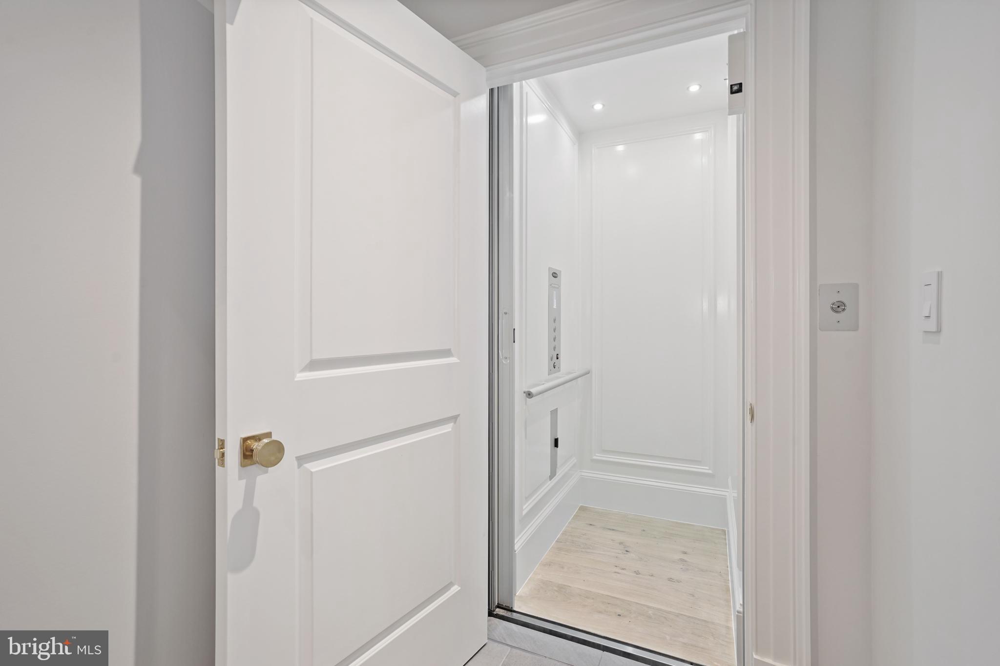 4432 Chestnut Lane Washington, DC 20007 - Photo 11 of 36 Elevator