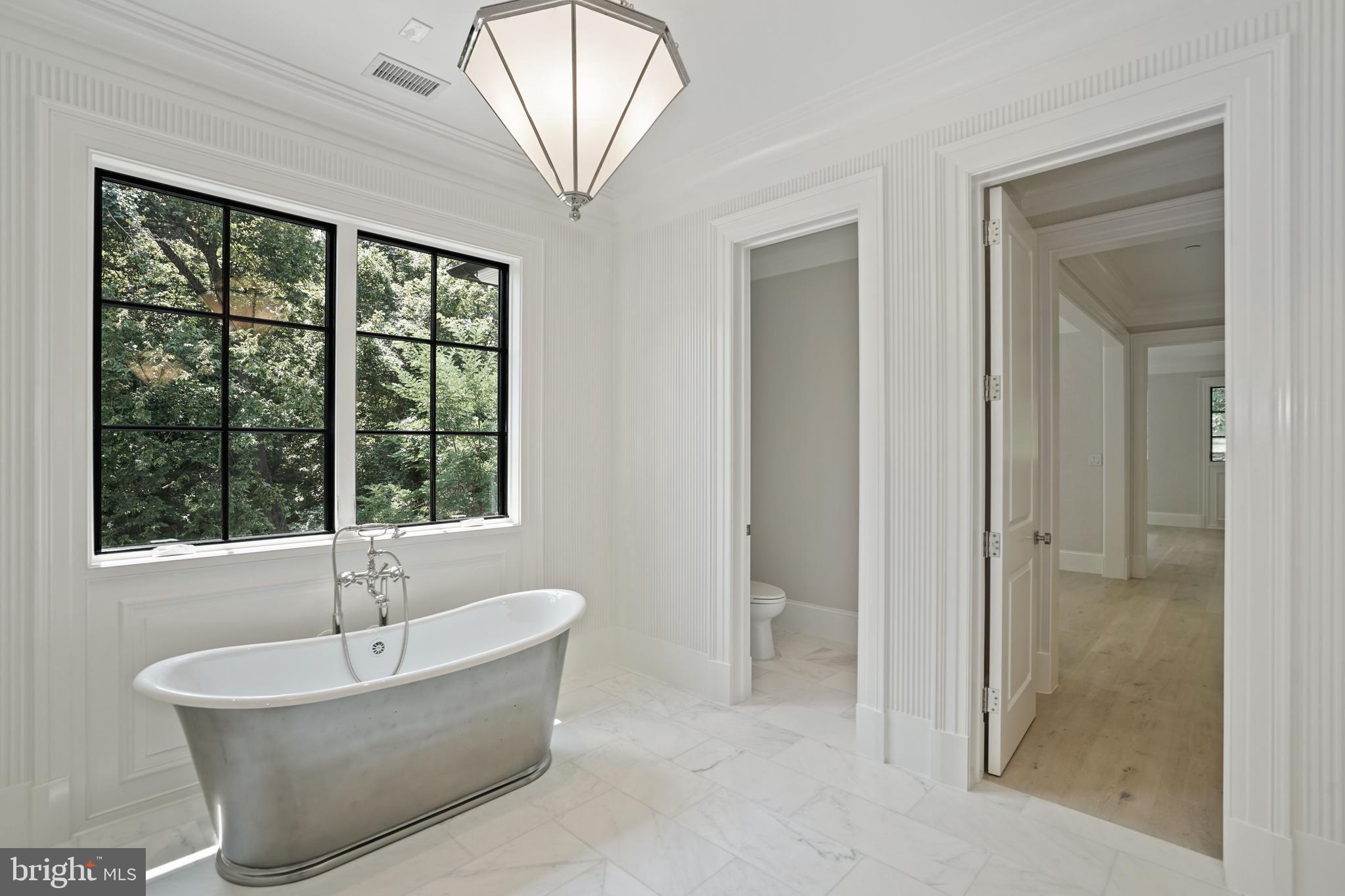 4432 Chestnut Lane Washington, DC 20007 - Photo 17 of 36 Master Bath