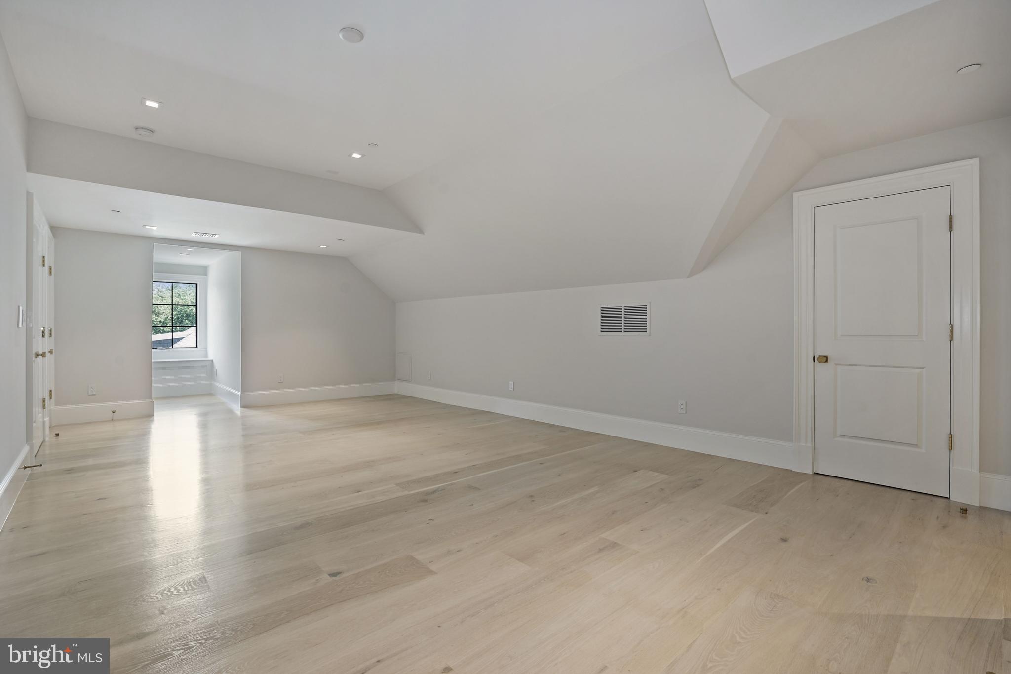 4432 Chestnut Lane Washington, DC 20007 - Photo 24 of 36 Bedroom #5 / Rec Room