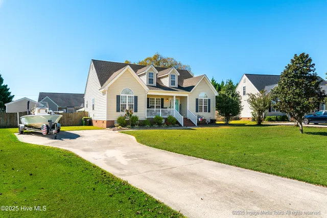 $260,000 | 626 Edenbrook Drive, Winterville, NC 28590